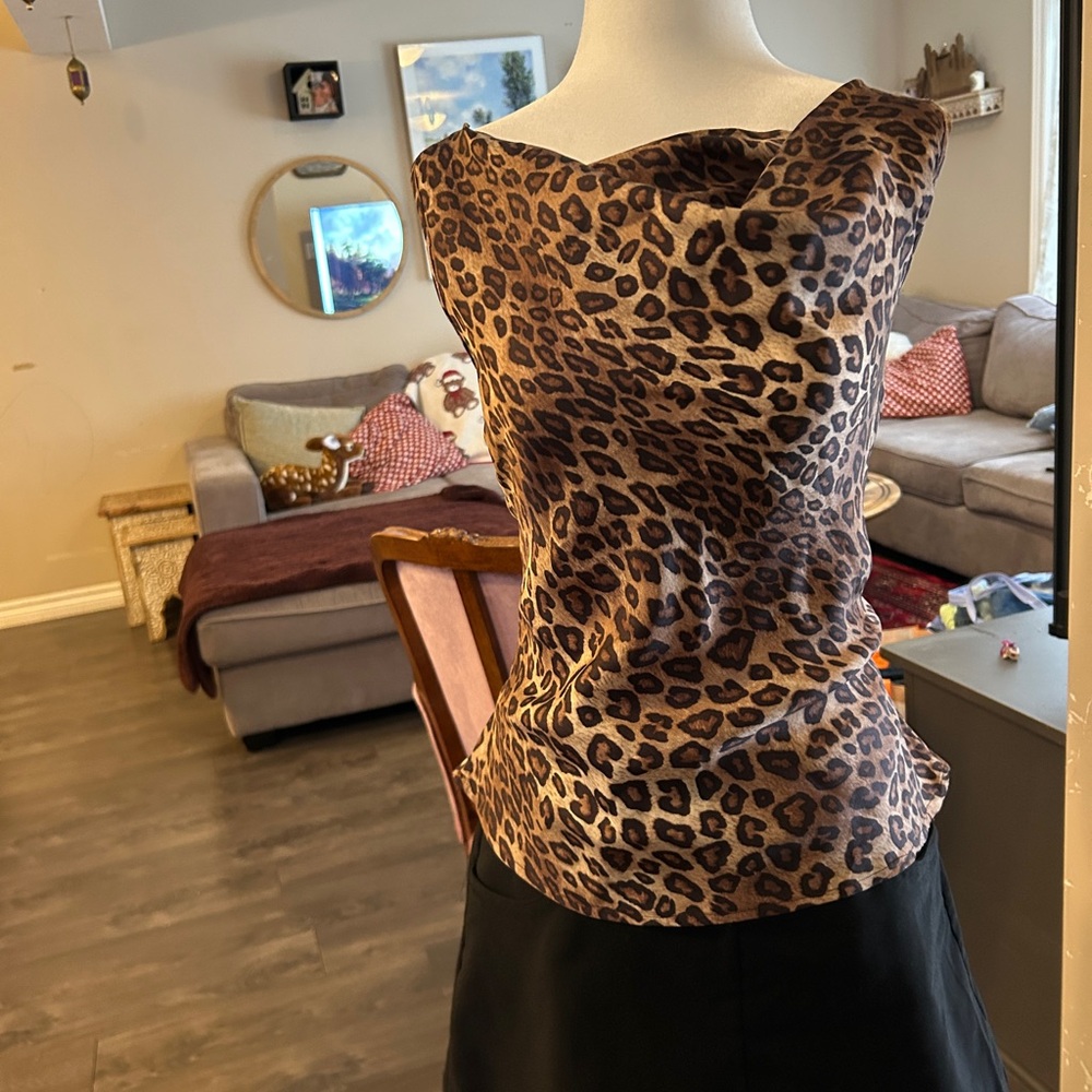 100% Silk Leopard Print Women's Top
